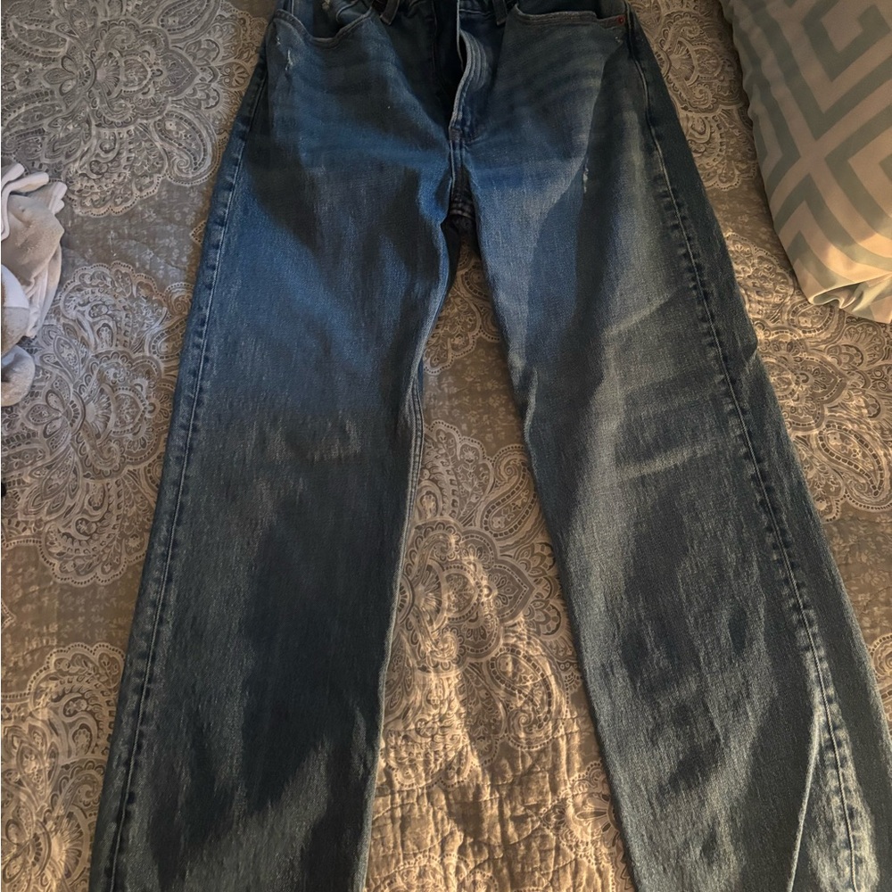 Classic Women’s Blue Jeans - curve fit